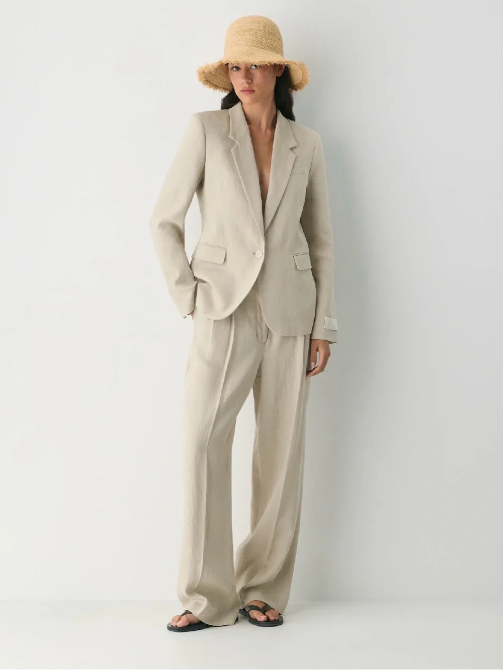 Aritzia Straw Frayed Brim Sun Hat — Natural Beige